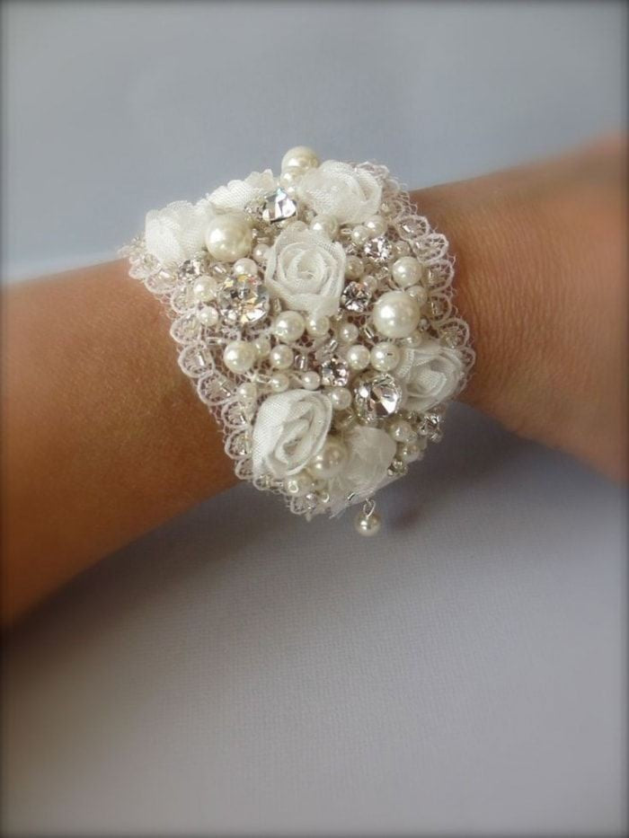 Pulsera Ancha de flores